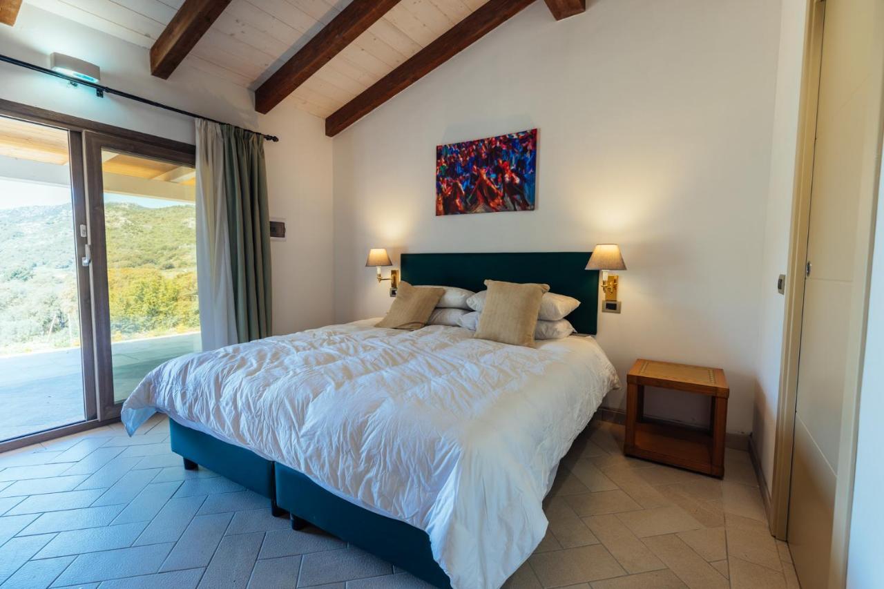 Agriturismo Bed And Breakfast Tanca Taroni Telti Εξωτερικό φωτογραφία