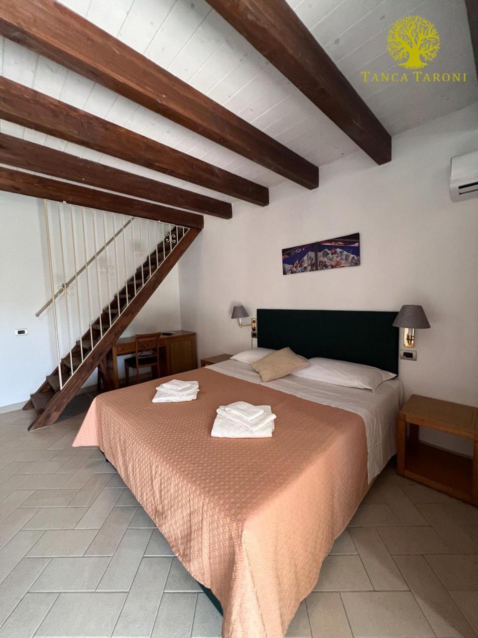 Agriturismo Bed And Breakfast Tanca Taroni Telti Εξωτερικό φωτογραφία