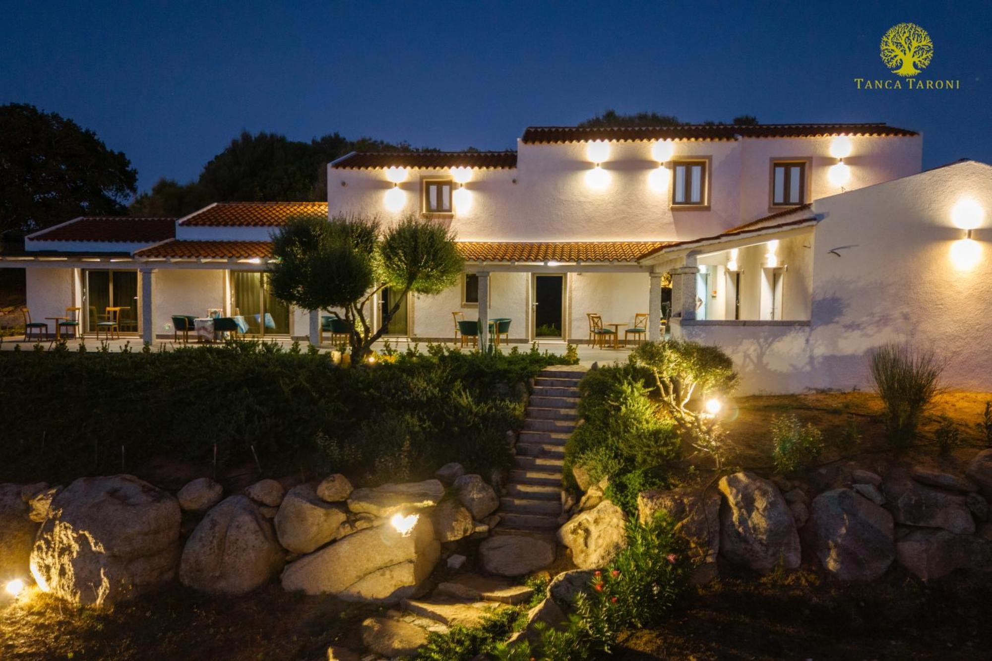 Agriturismo Bed And Breakfast Tanca Taroni Telti Εξωτερικό φωτογραφία