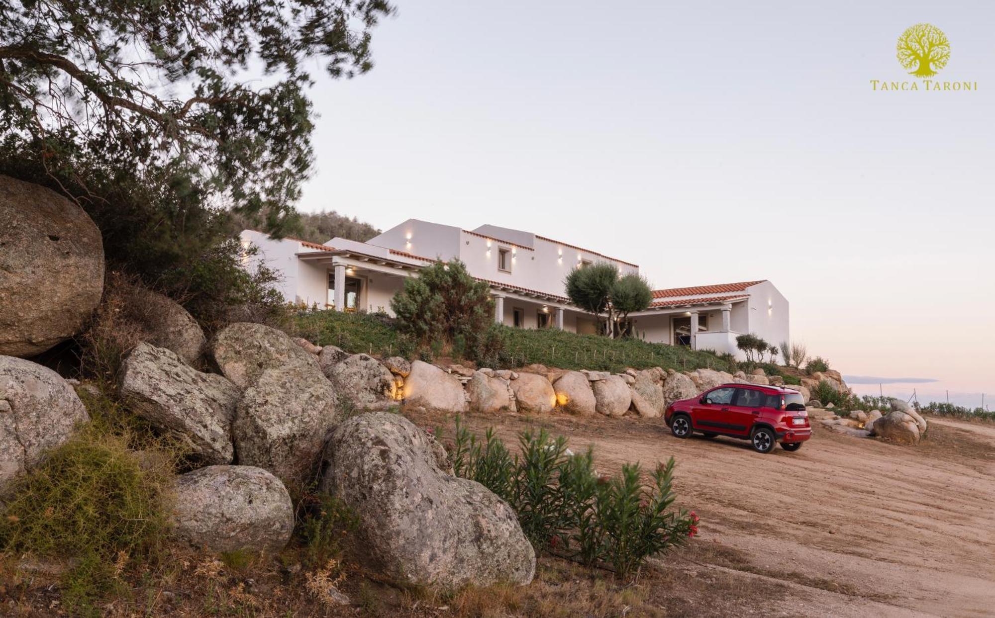 Agriturismo Bed And Breakfast Tanca Taroni Telti Εξωτερικό φωτογραφία