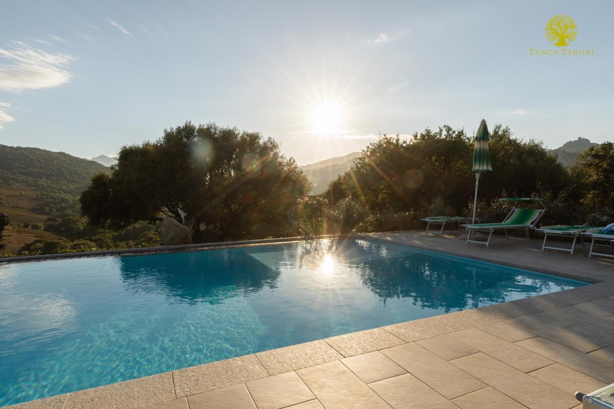 Agriturismo Bed And Breakfast Tanca Taroni Telti Εξωτερικό φωτογραφία
