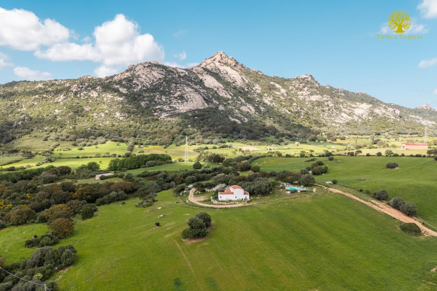 Agriturismo Bed And Breakfast Tanca Taroni Telti Εξωτερικό φωτογραφία