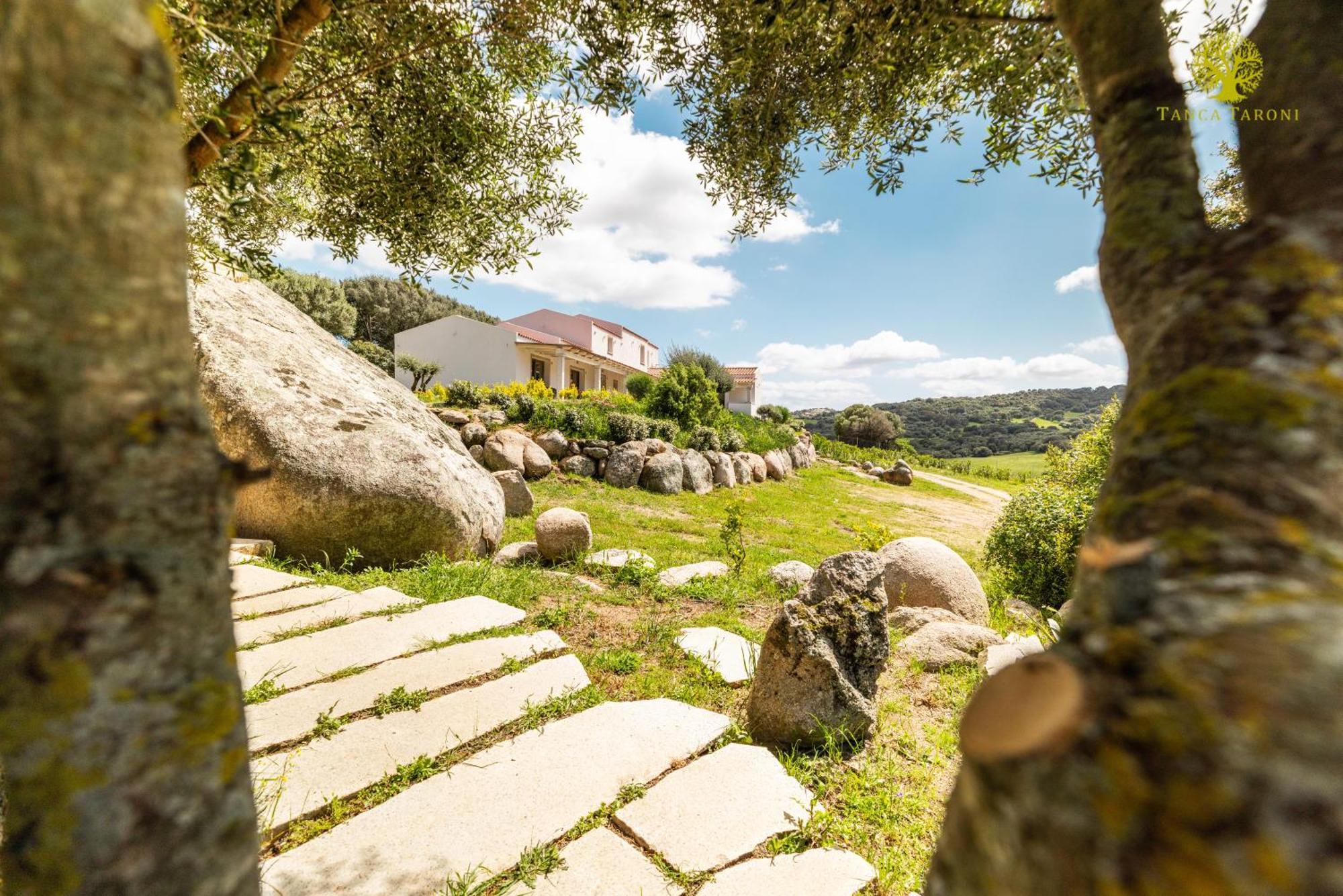 Agriturismo Bed And Breakfast Tanca Taroni Telti Εξωτερικό φωτογραφία
